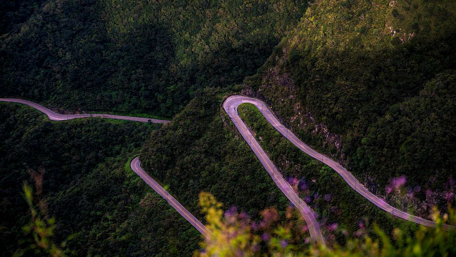 The stacked hairpins of the Serra do Rio do Rastro road in southern Brazil